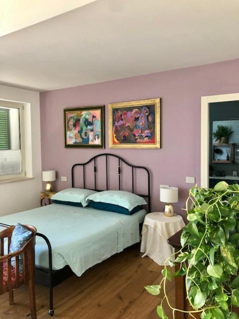 Giuliveto Bed And Breakfast Foligno Bagian luar foto