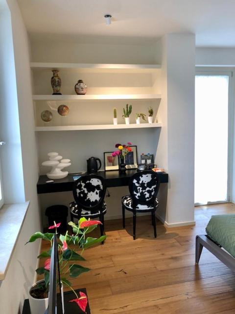 Giuliveto Bed And Breakfast Foligno Bagian luar foto